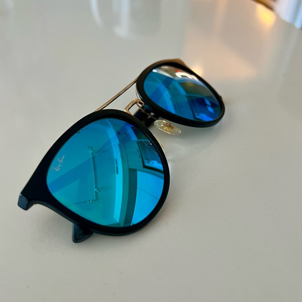 Ray-Ban Sunglasses